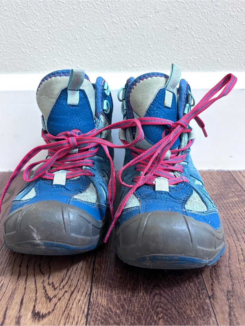 Pre-Loved  Merrell Hiking Boots Unisex Youth Sz 2